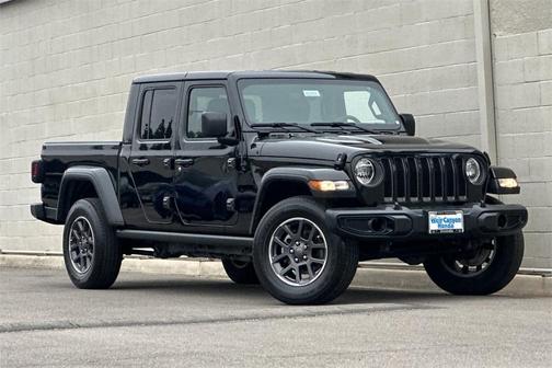 2022 Jeep Gladiator Overland