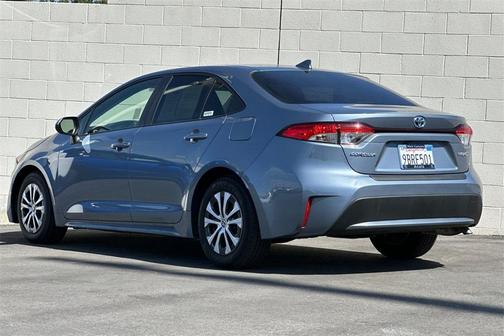 2022 Toyota Corolla Hybrid LE