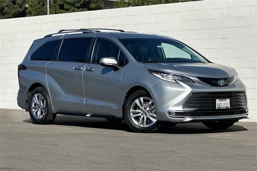 2021 Toyota Sienna Limited