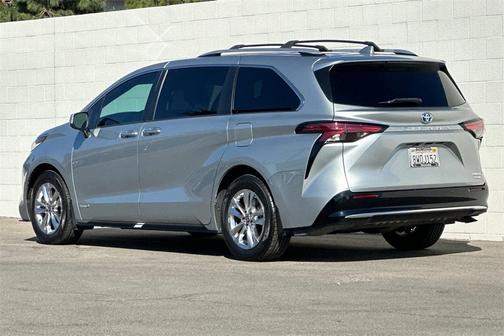 2021 Toyota Sienna Limited
