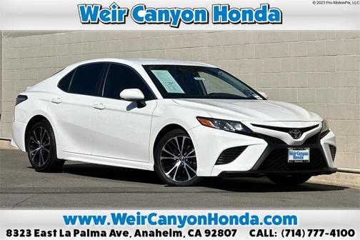 2020 Toyota Camry SE