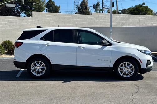 2022 Chevrolet Equinox LS