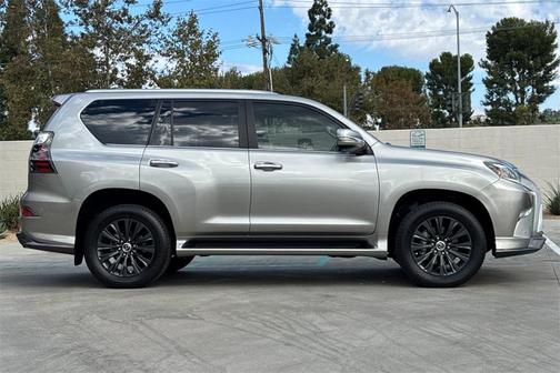 2023 Lexus GX 460 Base