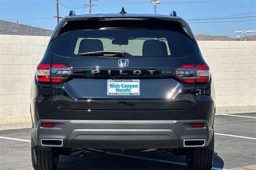 2025 Honda Pilot Sport