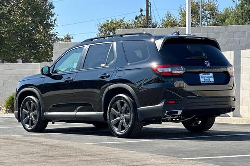 2025 Honda Pilot Sport