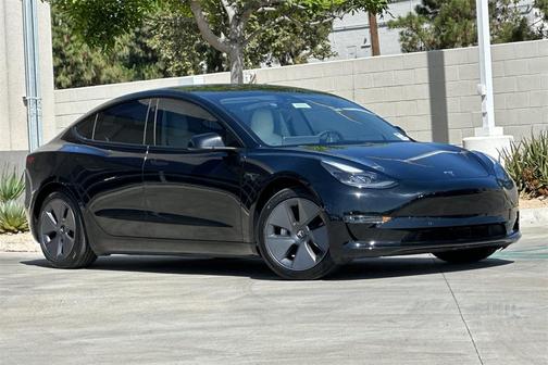 2021 Tesla Model 3 Long Range
