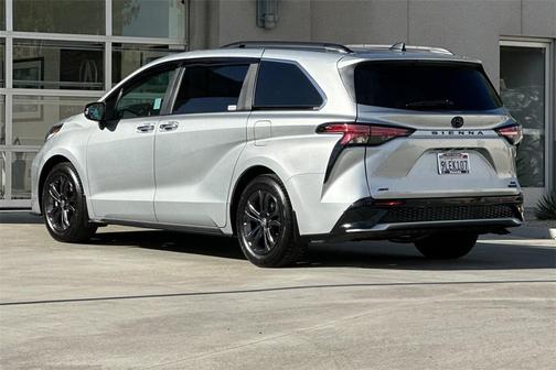 2024 Toyota Sienna XSE