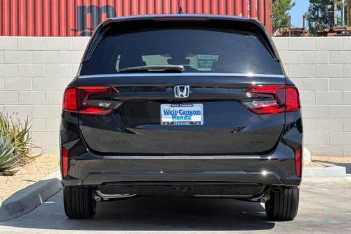 Crystal Black Pearl 2026 Honda Odyssey Sport-L