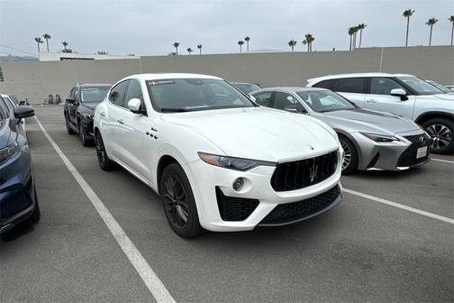 2022 Maserati Levante Modena