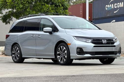 Solar Silver Metallic 2026 Honda Odyssey Elite