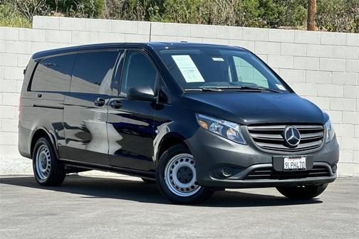 2023 Mercedes-Benz Metris Base