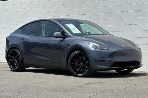 2023 Tesla Model Y Performance