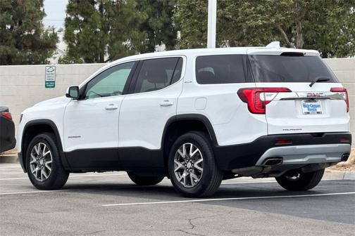 2022 GMC Acadia SLE