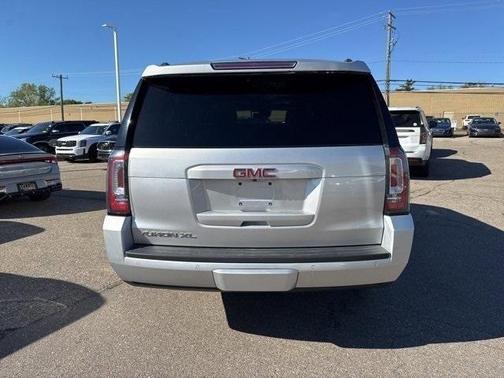 2018 GMC Yukon XL SLT