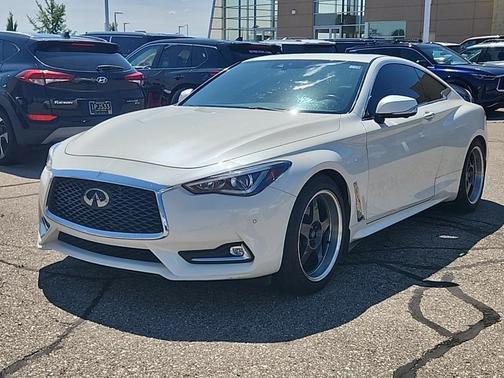 2017 INFINITI Q60 3.0T Premium