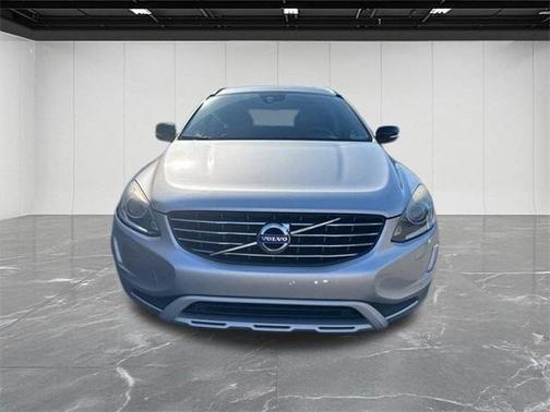 2017 Volvo XC60 T6 Dynamic