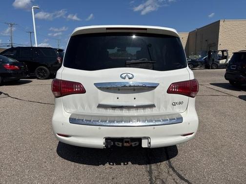 2017 INFINITI QX80 Base