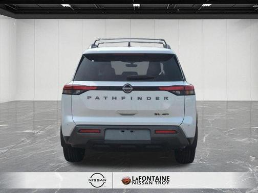 Everest White P 2026 Nissan Pathfinder SL