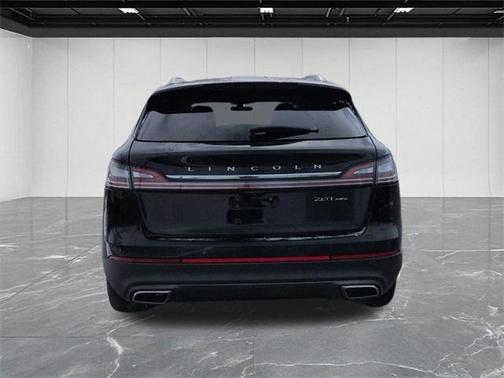 2019 Lincoln Nautilus Select