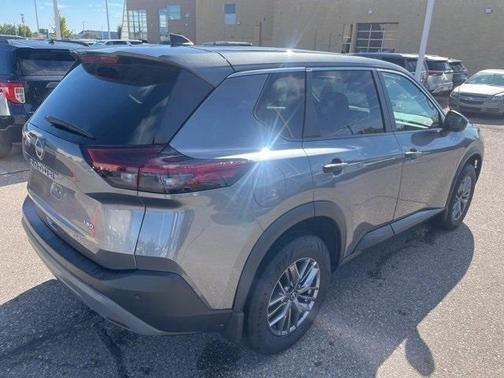 2022 Nissan Rogue S