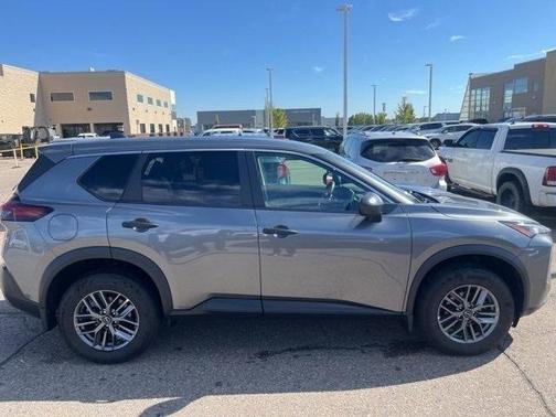 2022 Nissan Rogue S