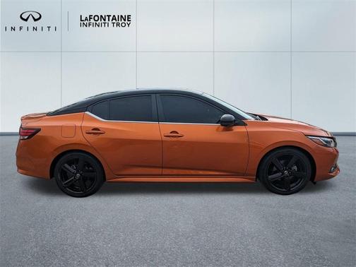 2022 Nissan Sentra SR