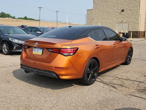 2022 Nissan Sentra SR