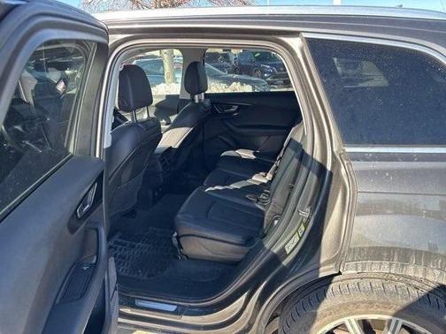 2019 Audi Q7 55 Premium Plus