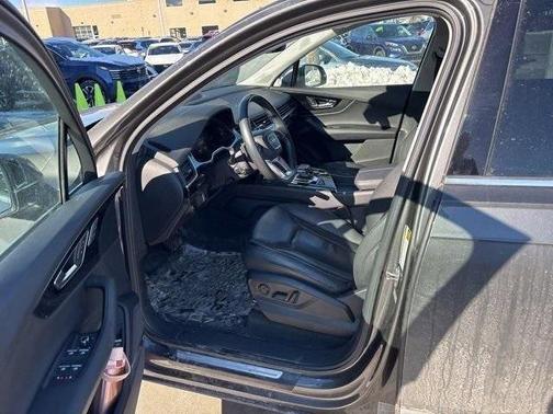 2019 Audi Q7 55 Premium Plus