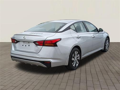 2022 Nissan Altima 2.5 S