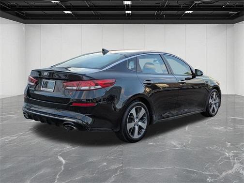 2019 Kia Optima S