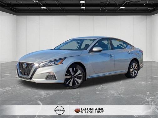 2022 Nissan Altima 2.5 SV