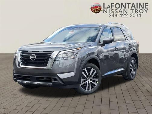2025 Nissan Pathfinder Platinum