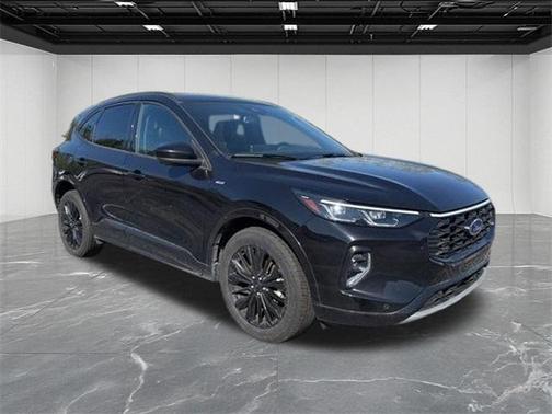 2023 Ford Escape ST-Line Elite