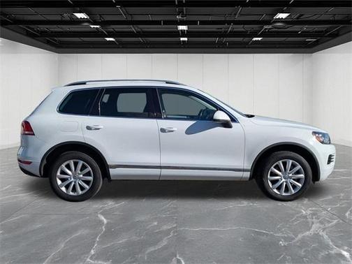 2012 Volkswagen Touareg VR6