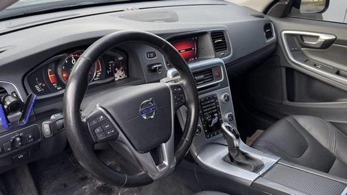 2018 Volvo S60 T5 Inscription Platinum