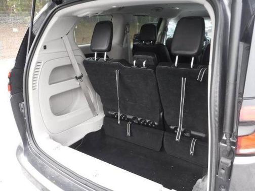 Granite Crystal Clearcoat Metallic 2023 Chrysler Pacifica Touring-L