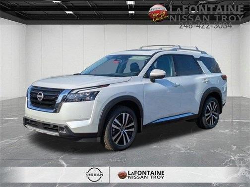 2025 Nissan Pathfinder Platinum