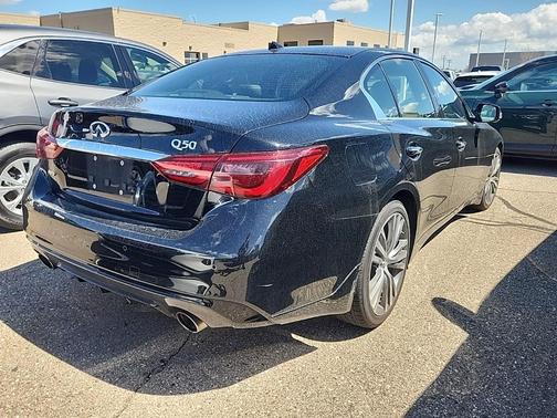 2022 INFINITI Q50 SENSORY
