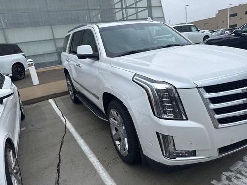 2020 Cadillac Escalade Luxury