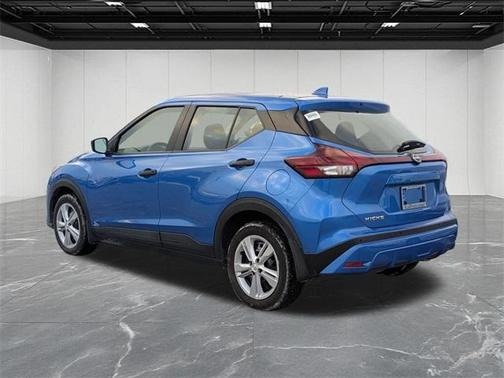 2023 Nissan Kicks S