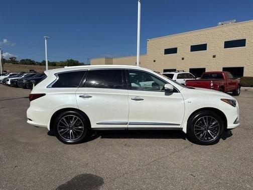 2018 INFINITI QX60 Base