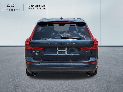 2018 Volvo XC60 T5 Momentum