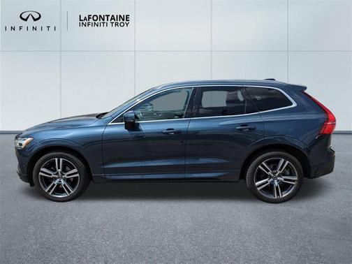 2018 Volvo XC60 T5 Momentum