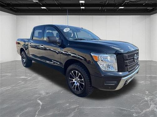 2021 Nissan Titan SV