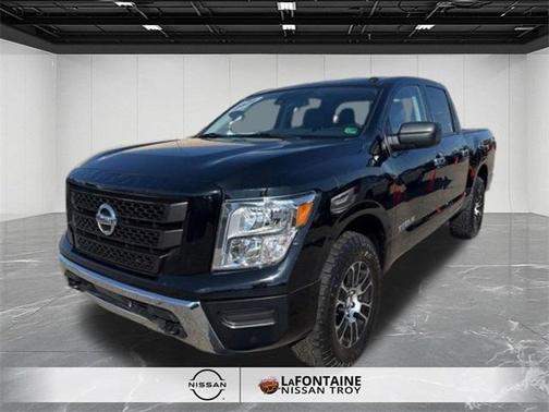 2021 Nissan Titan SV