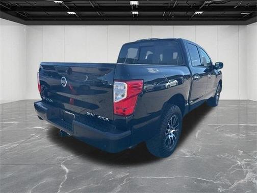 2021 Nissan Titan SV