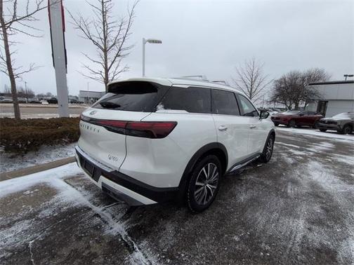 2023 INFINITI QX60 SENSORY