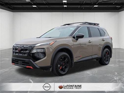 2025 Nissan Rogue Rock Creek