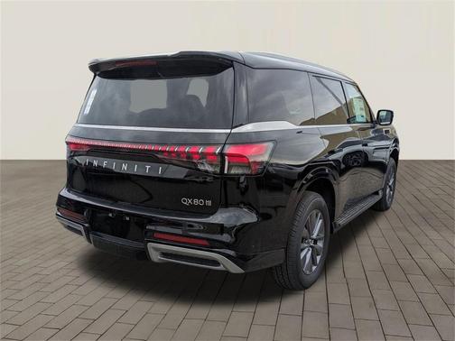 2025 INFINITI QX80 PURE
